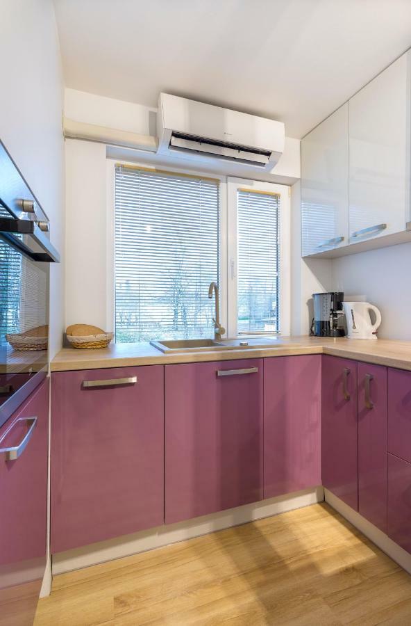 Kerese Apartments Parnawa Zewnętrze zdjęcie
